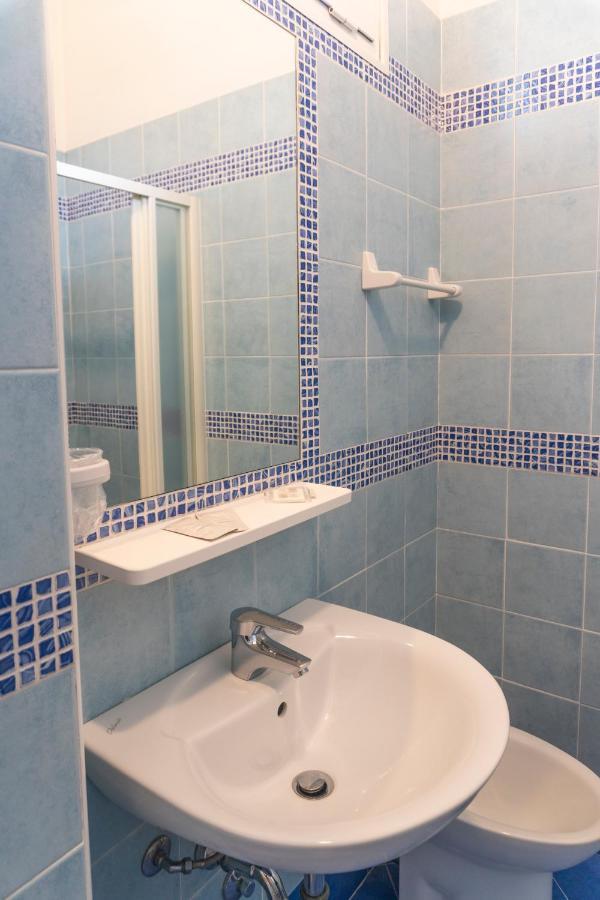 B&B Hotel Villa Nora Bellaria-Igea Marina Bagian luar foto