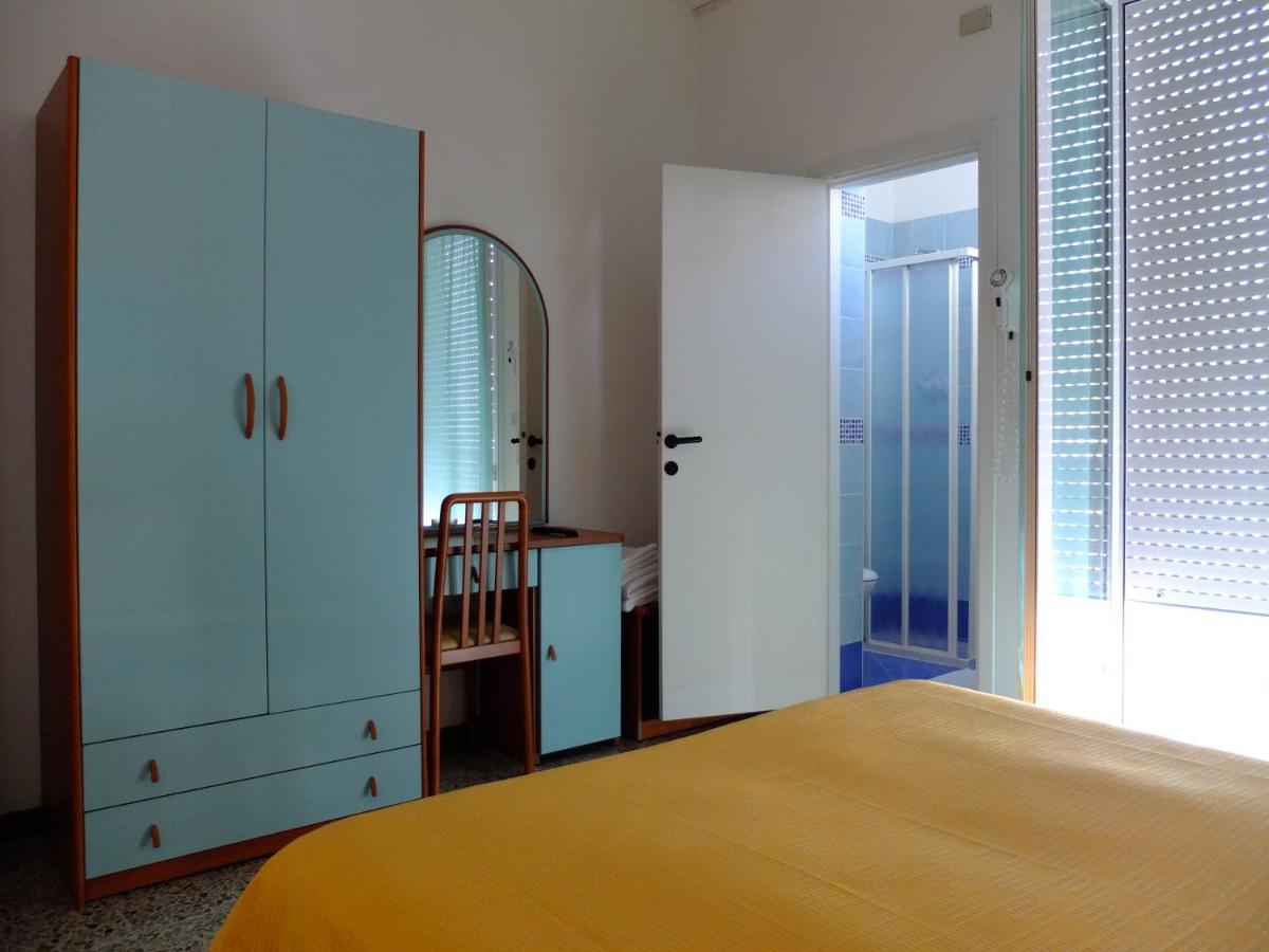 B&B Hotel Villa Nora Bellaria-Igea Marina Bagian luar foto